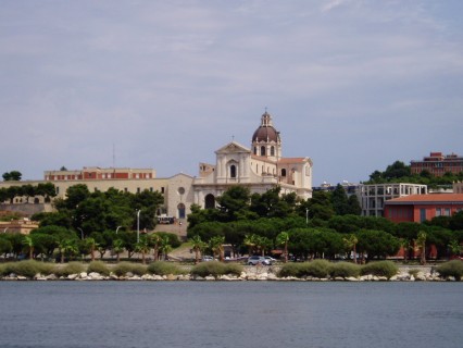 Basilica di Nostra Signora di Bonaria: storia e leggende