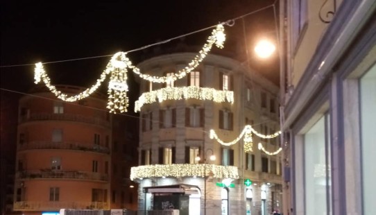 Natale In Centro A Cagliari Via Garibaldi